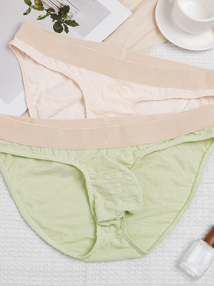 2 Pack Men's Seamless Quick-Dry Lightweight & Airy Sporty Cut Soft Briefs